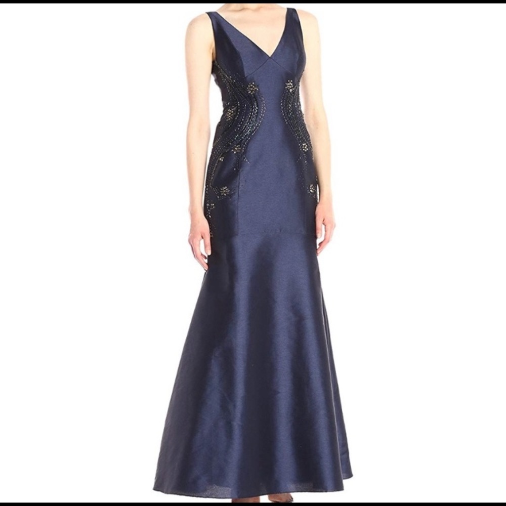 Brand New Adrianna Papell Embellished Faille Trumpet Gown